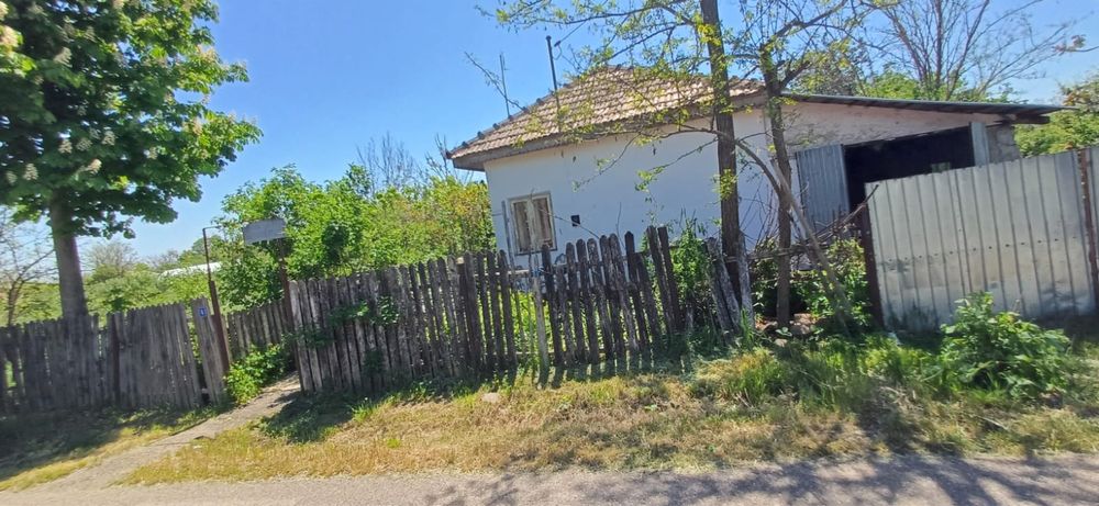 Casa de vanzare