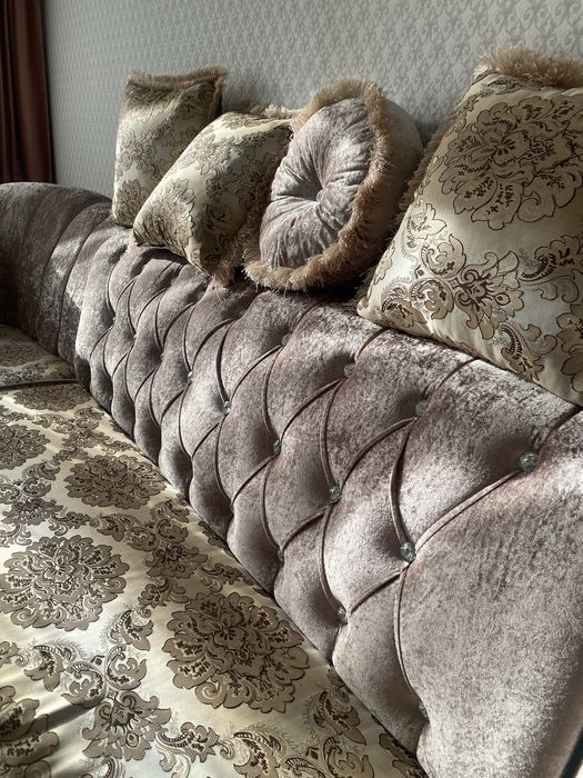 диван в гостинную