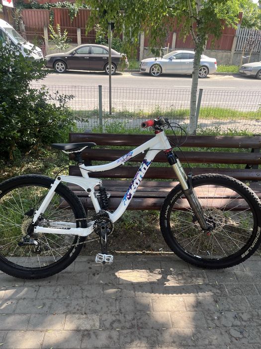 Kona stinky mtb[downhill/enduro/freeride]