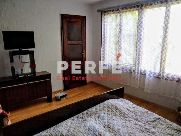 Продава се Къща в Средец - 110 кв.м за 573 €/кв.м - Снимка #4