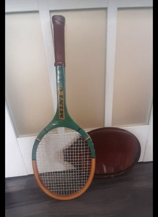 Продам ракетку для большого тенниса