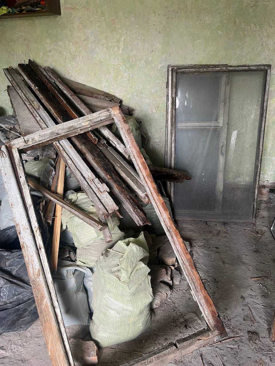 Окна и Двери бесплатно на дрова O'tin uchun deraza va eshiklar bepul