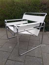 Mid Century Icon of Design тръбен стол Wasiliy на Marcel Breuer
