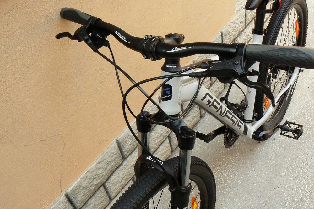 Bicicleta mountain bike Genesis 27.5