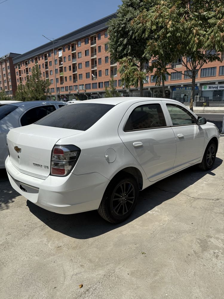 Chevrolet Cobalt 4-P Midnght Pachka