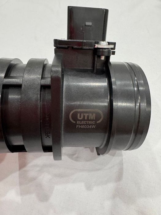 Датчик массового расхода воздуха ДМРВ