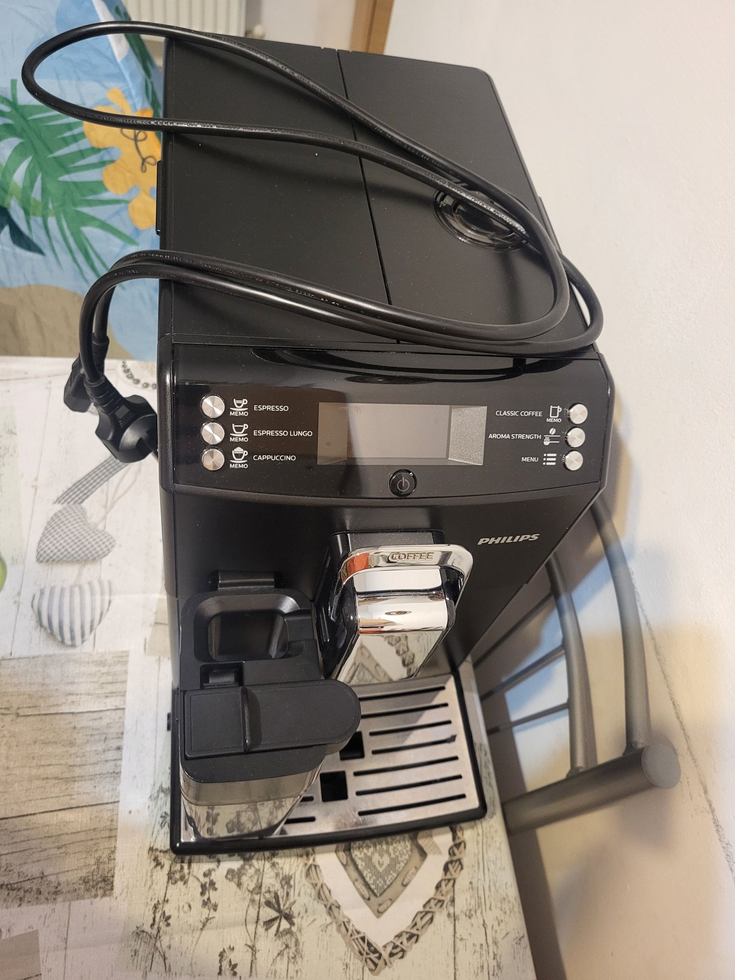 Espressor automat PHILIPS HD8847 seria 4000
