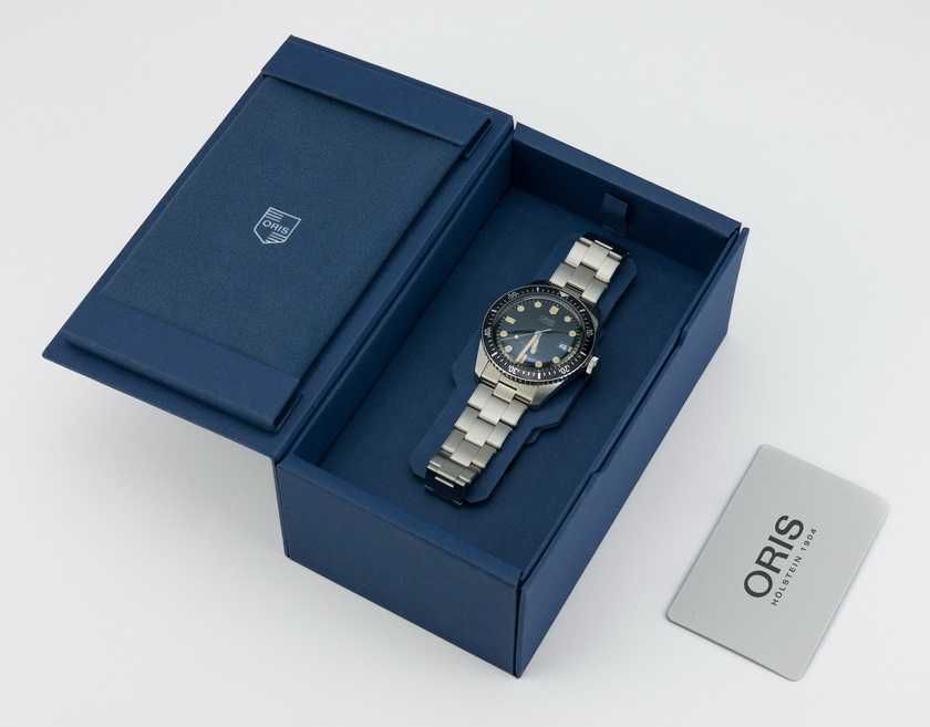 Oris Divers Sixty-Five Green dial