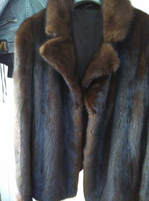 Продам норковую шубу