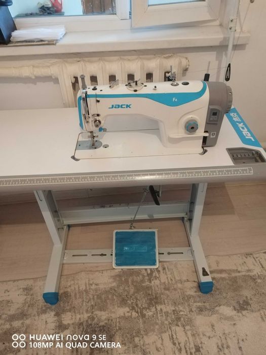 Швейный машинка и оверлоки