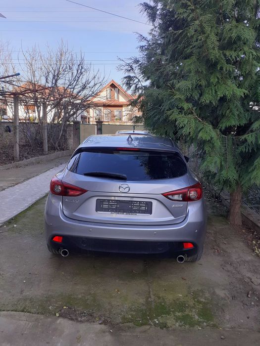 Vand Mazda 3 an 2014 euro 6 motor 2,2 l diesel proprietar in acte