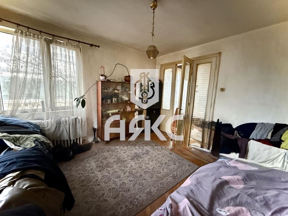 Многостаен апартамент в Центъра