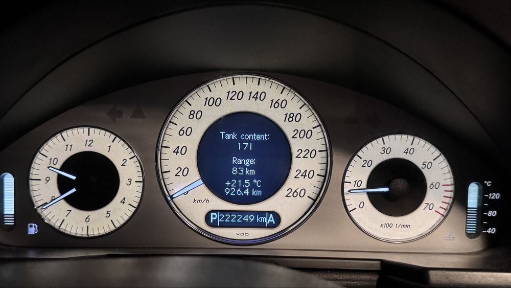 Mercedes E-240, V6 177 к.с. ГАЗ