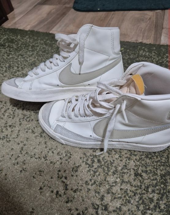 nike blazer mid 77
