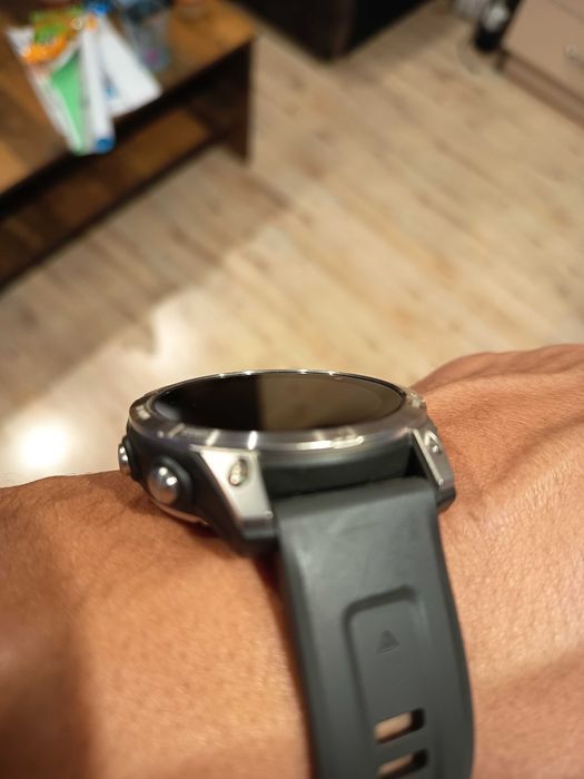 Garmin Epix Gen 2 Amoled отличен