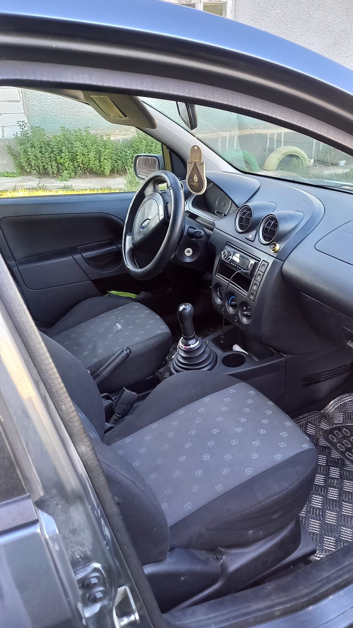 Ford Fiesta 2004