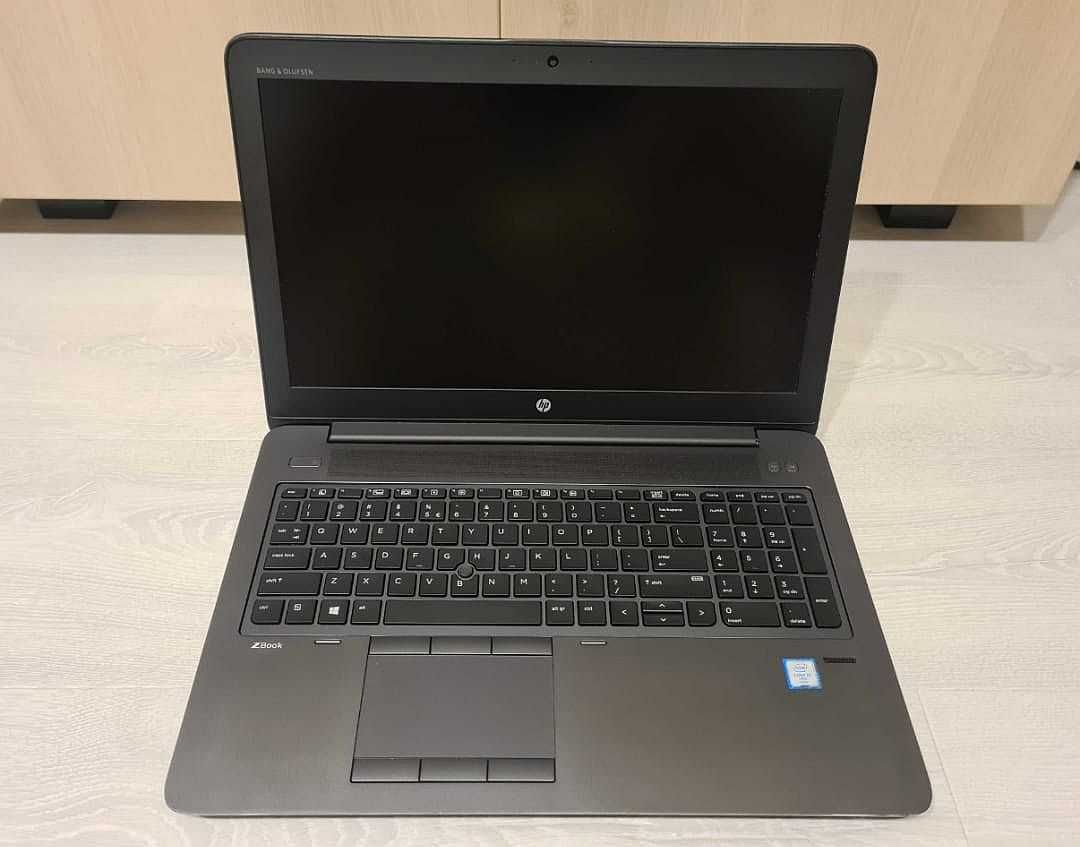 LAPTOP Gaming HP I7-6820HQ 16GB RAM 256GB SSD nVIDIA Quadro M2000M 4GB