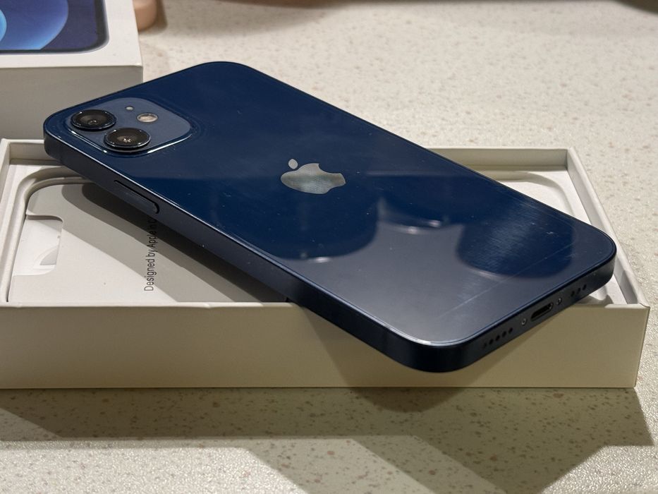 iPhone 12 Blue 128GB – Перфектен, 100% Батерия!
