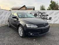 Volkswagen Jetta DSG senzori fata-spate RNS510 Scaune incalzite Piele crem