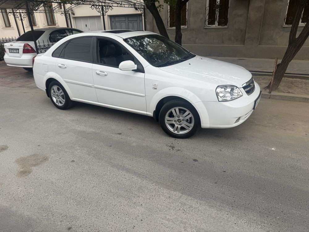 Lacetti 2013 yil 1.6 avtomat toza