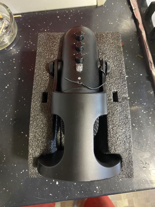 Vand microfon de gaming performant