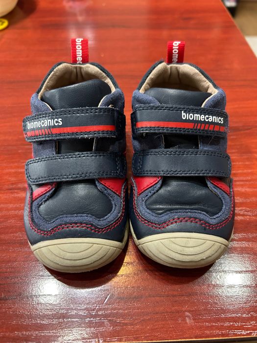 Обувки за прохождане - biomecanics