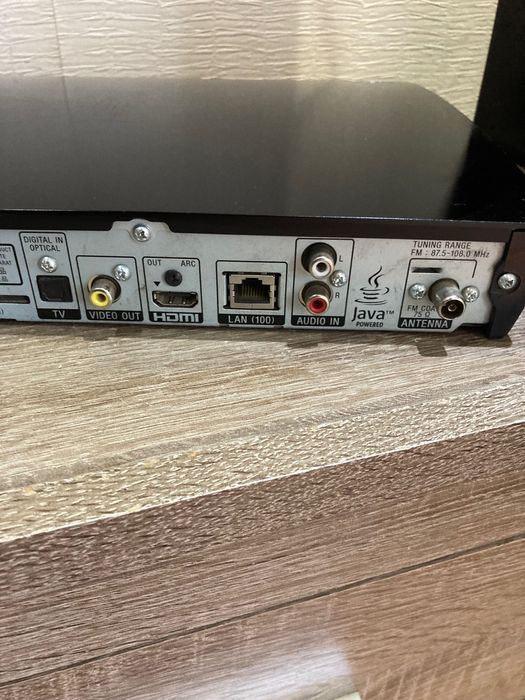 SONY BDV-EF220 2+1 Blu-ray 3D Домашно кино