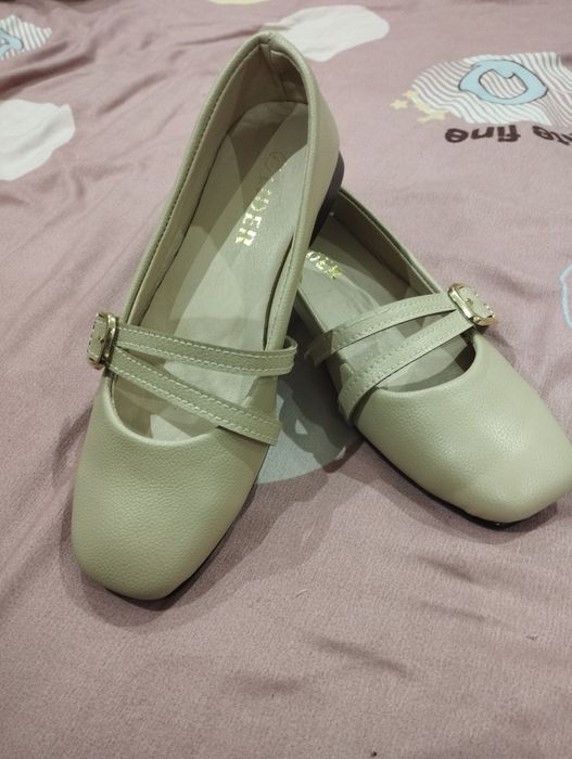 Yaxshi tufli xitoyniki razmeri kattaroq keldi manga oling