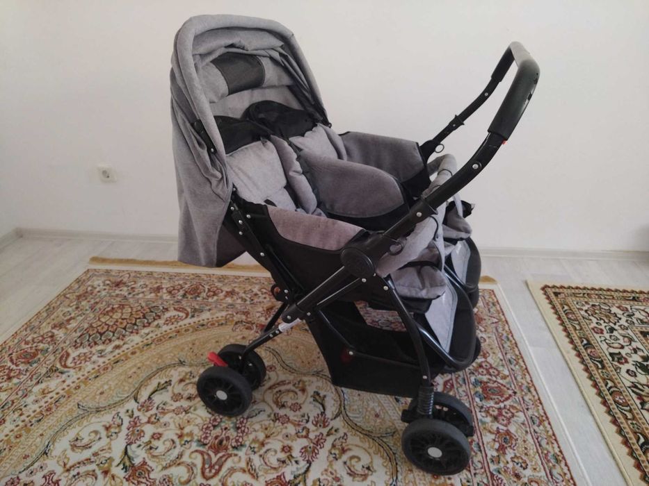 Коляска для двойни