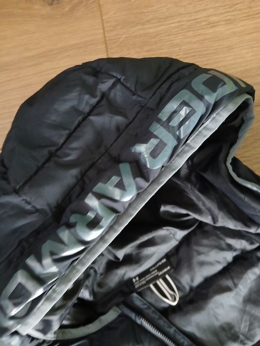 Under Armour  -Оригинално яке.