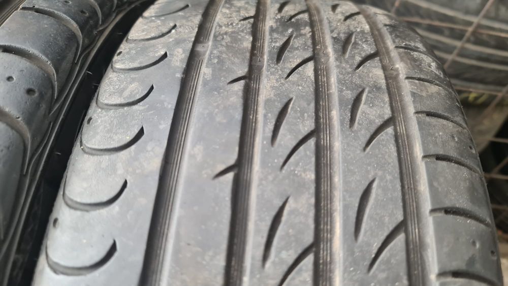 215 45 17 Syron 4 anvelope vara ca noi