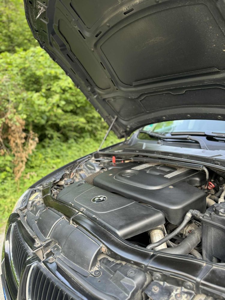BMW E91 2.0 D 2006