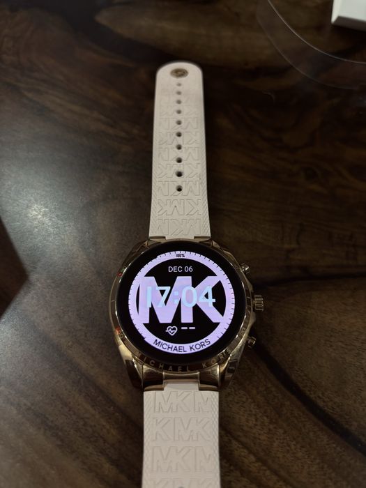 Michael Kors Smart Watch - Gen 6 Bradshaw