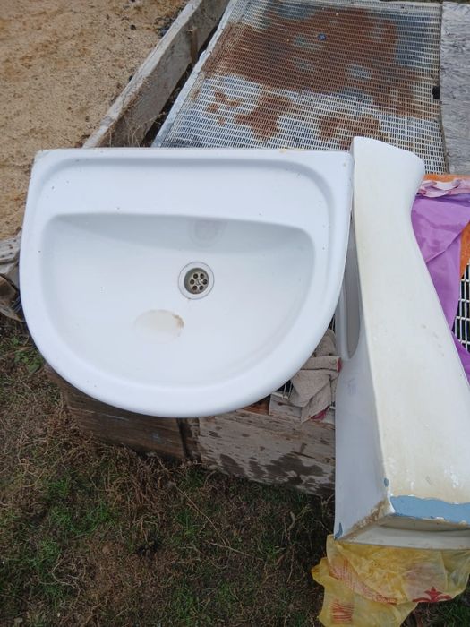 Продам две раковины