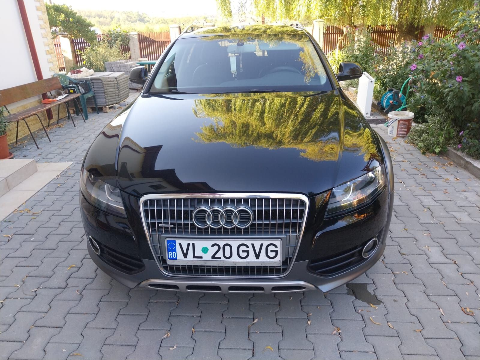Vând Audi A4 Allroad