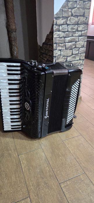 Acordeon cu midi
