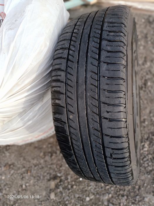 Летняя резина в отличном состоянии.