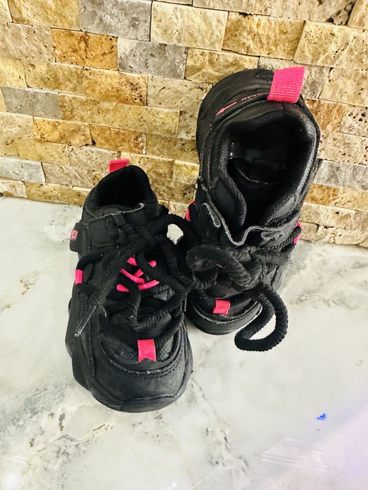 Детски  обувки по 10 лв