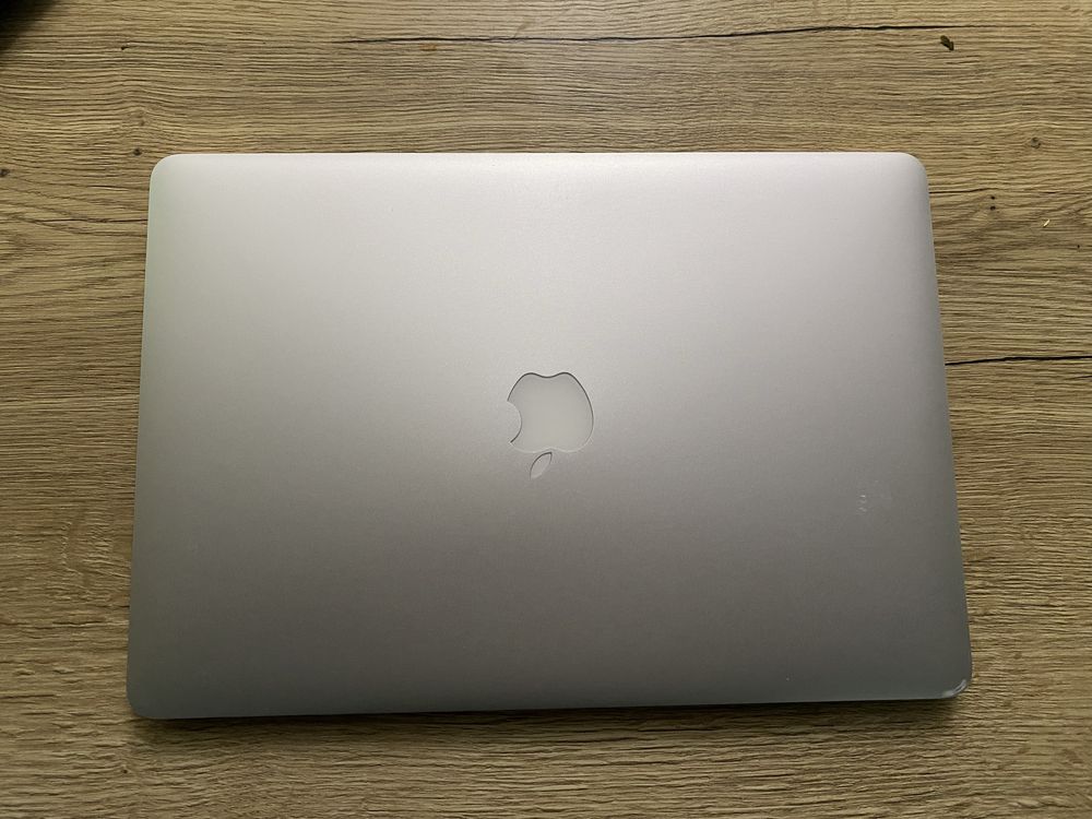 MacBook Pro 2015, 15-inch, i7, 16GB RAM, 512GB SSD, baterie noua