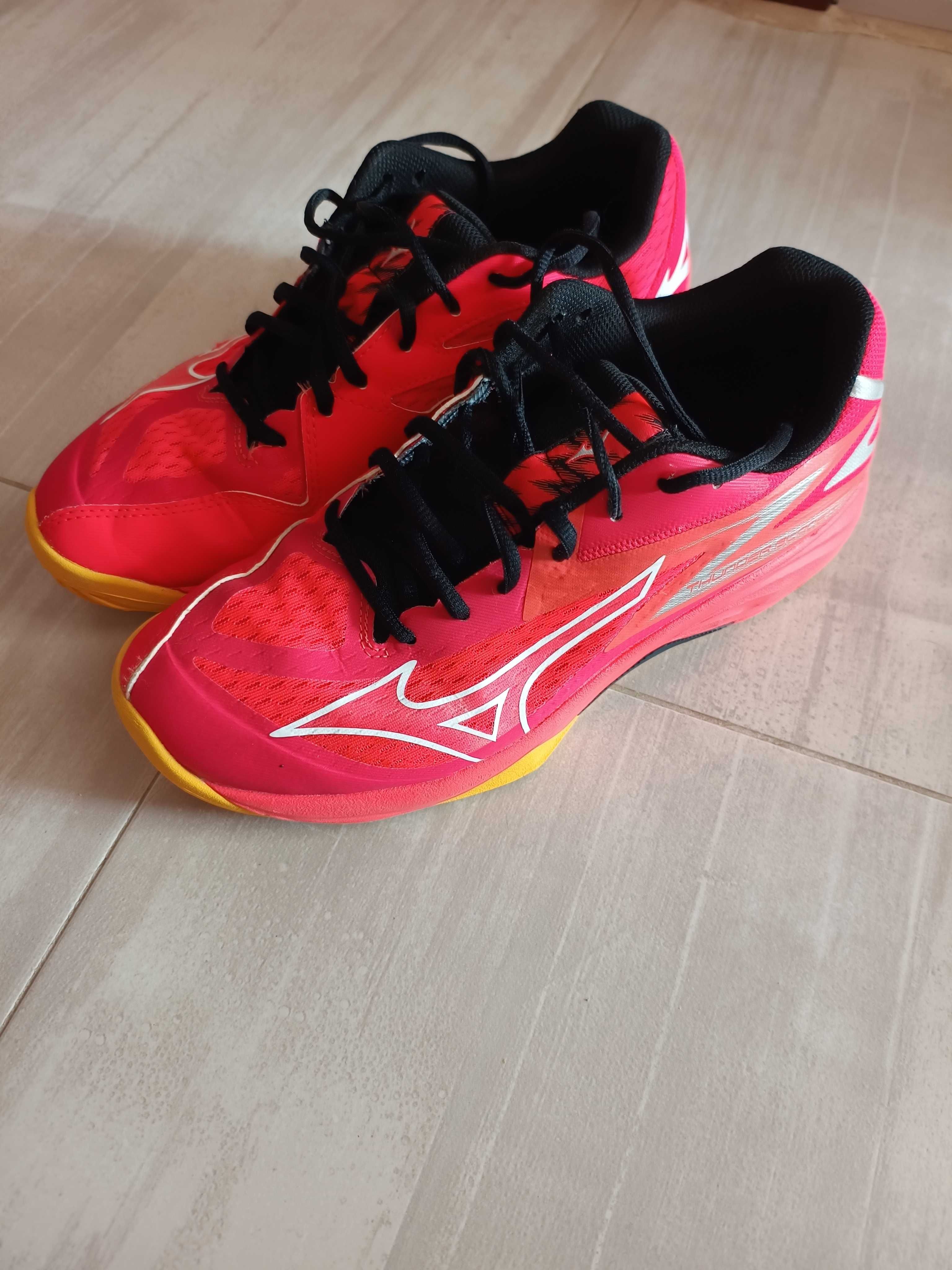 Обувки за волейбол Mizuno