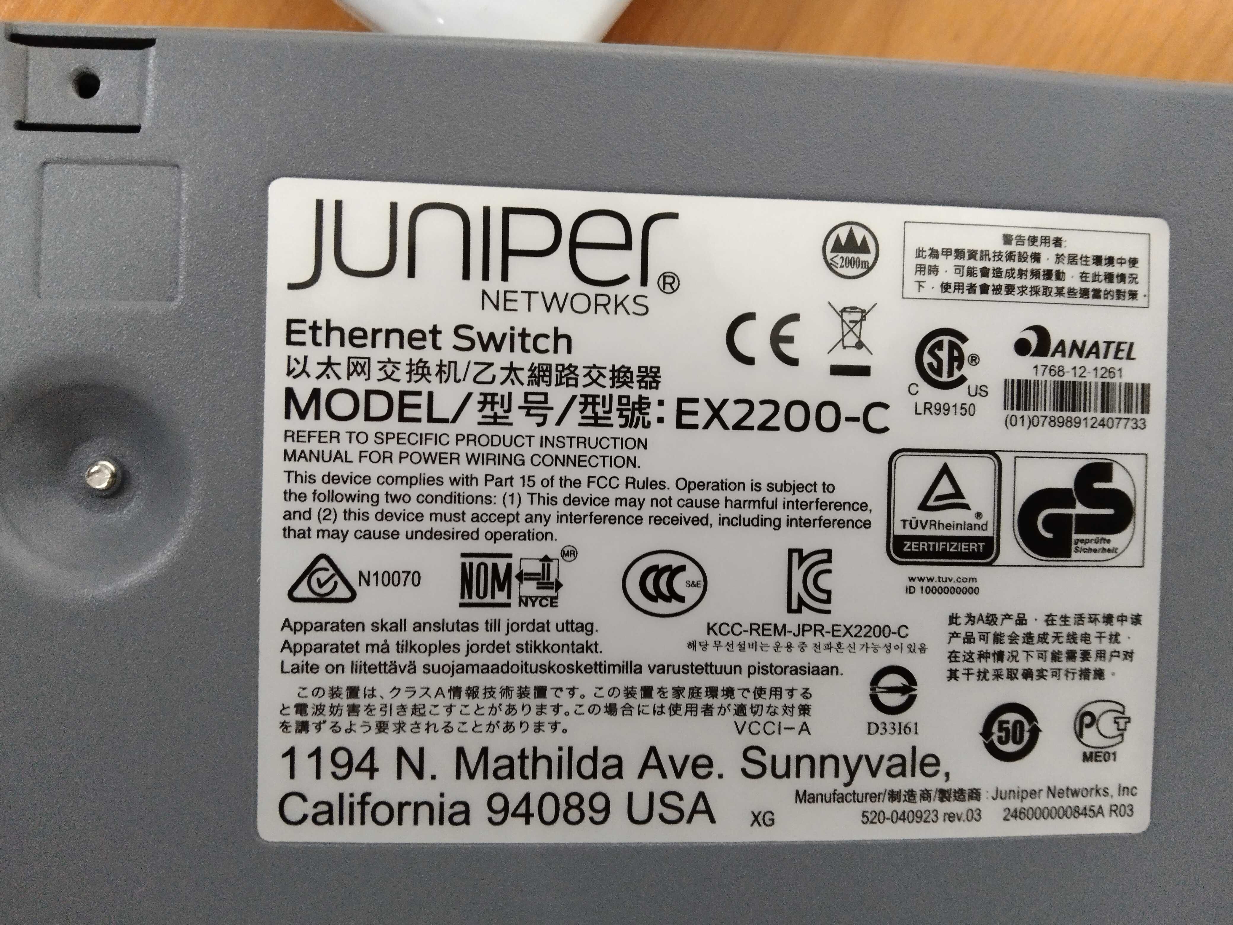 Juniper networks ex2200-c-12t-2g