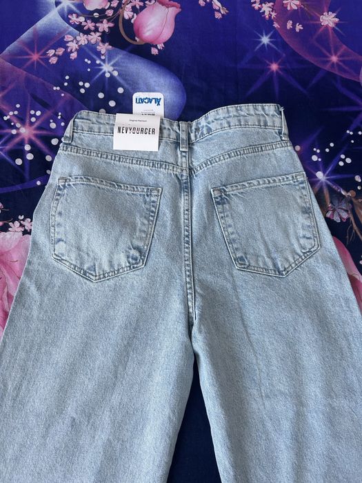 Vand blugi femei noi