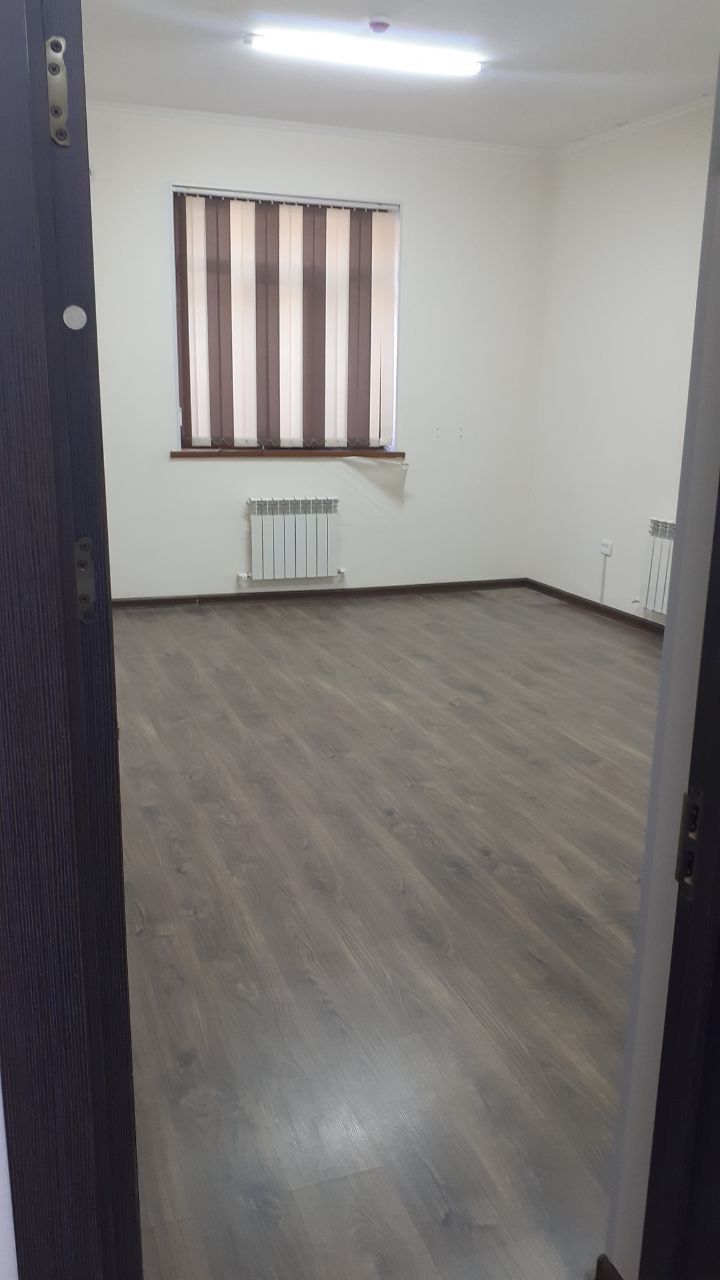 Спокойный ОФИС для логистов, бухгалеров на парке Бобура