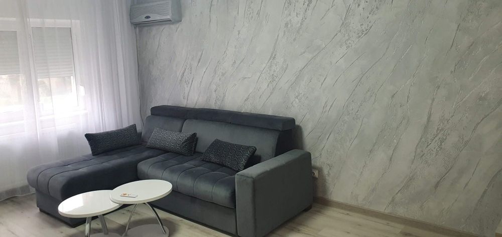 Inchiriez ap 2 cam Dorobantilor etaj 1