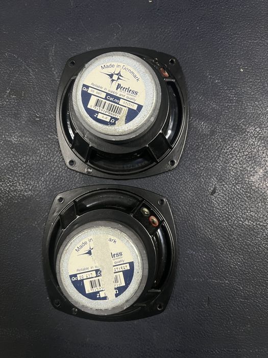 Difizoare bose si peerless