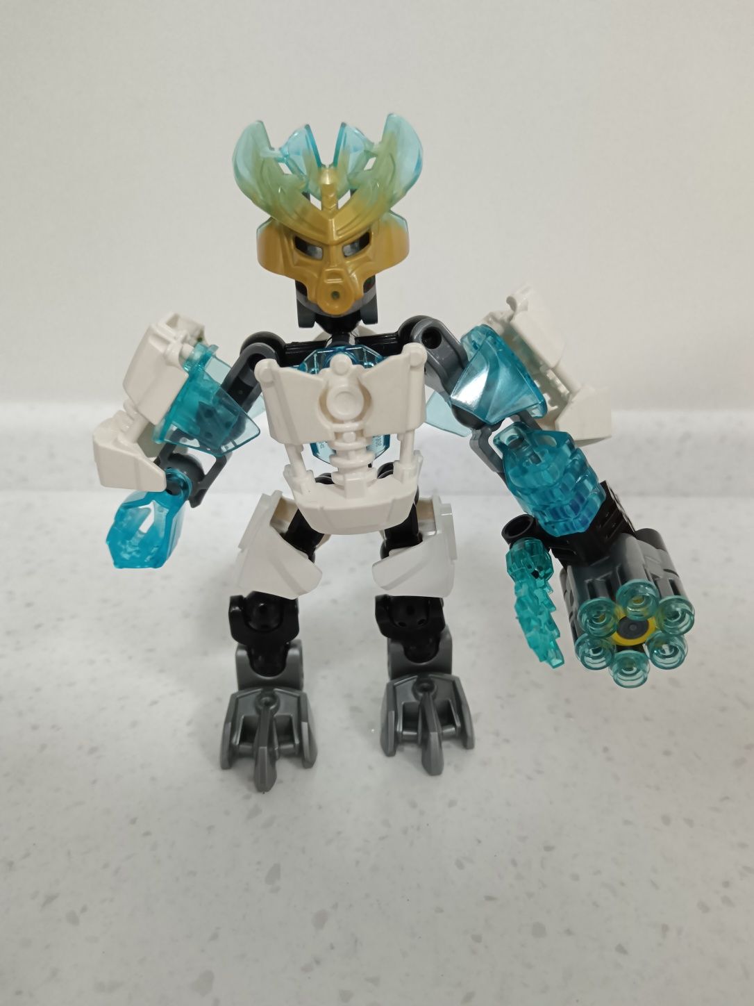 Продаю конструктор LEGO Bionicle оригинал