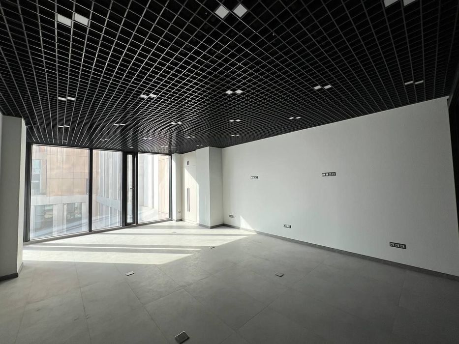 Аренда готовый офис в Nestone, 83kv