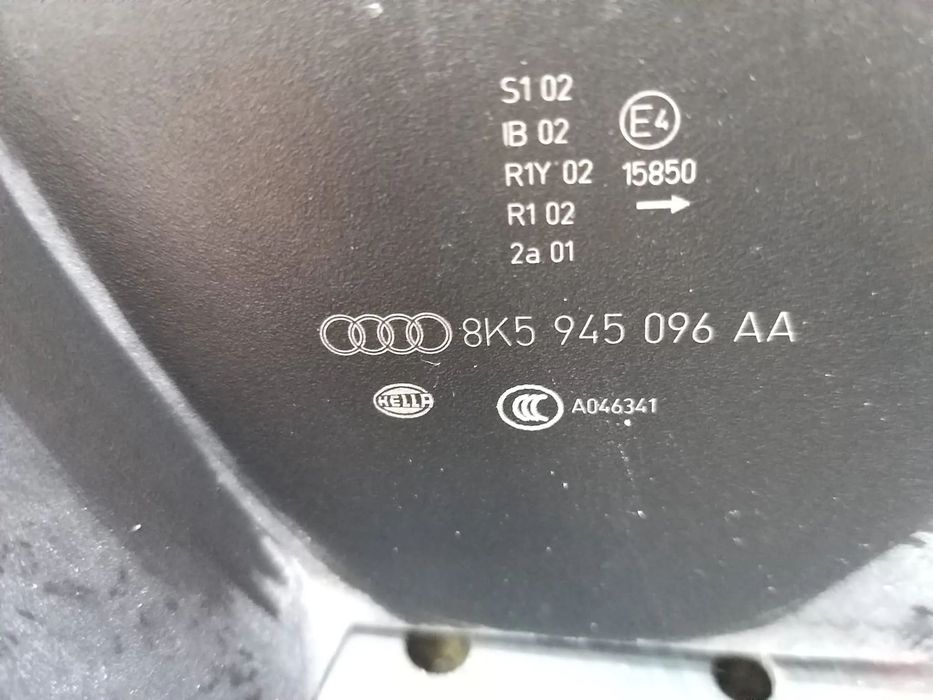 Stop tripla lampa dreapta audi a4 b8 8k berlina 8k5945096aa