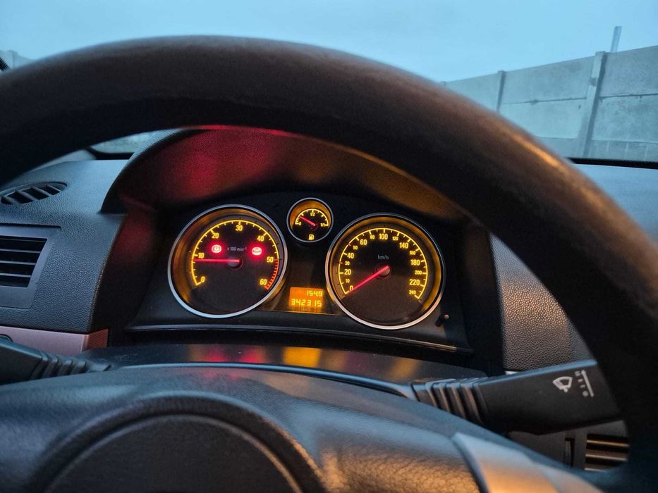 Opel Astra H 2005 1.7 CDTI 80 cp