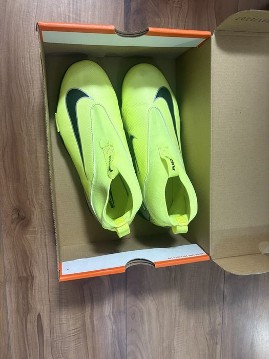 Детски футболни обувки стоножки NIKE ZM SUPERFLY 10 ACADEMY TF Shoes